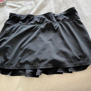 Lululemon Black Skirt with Ruffle - Size 6